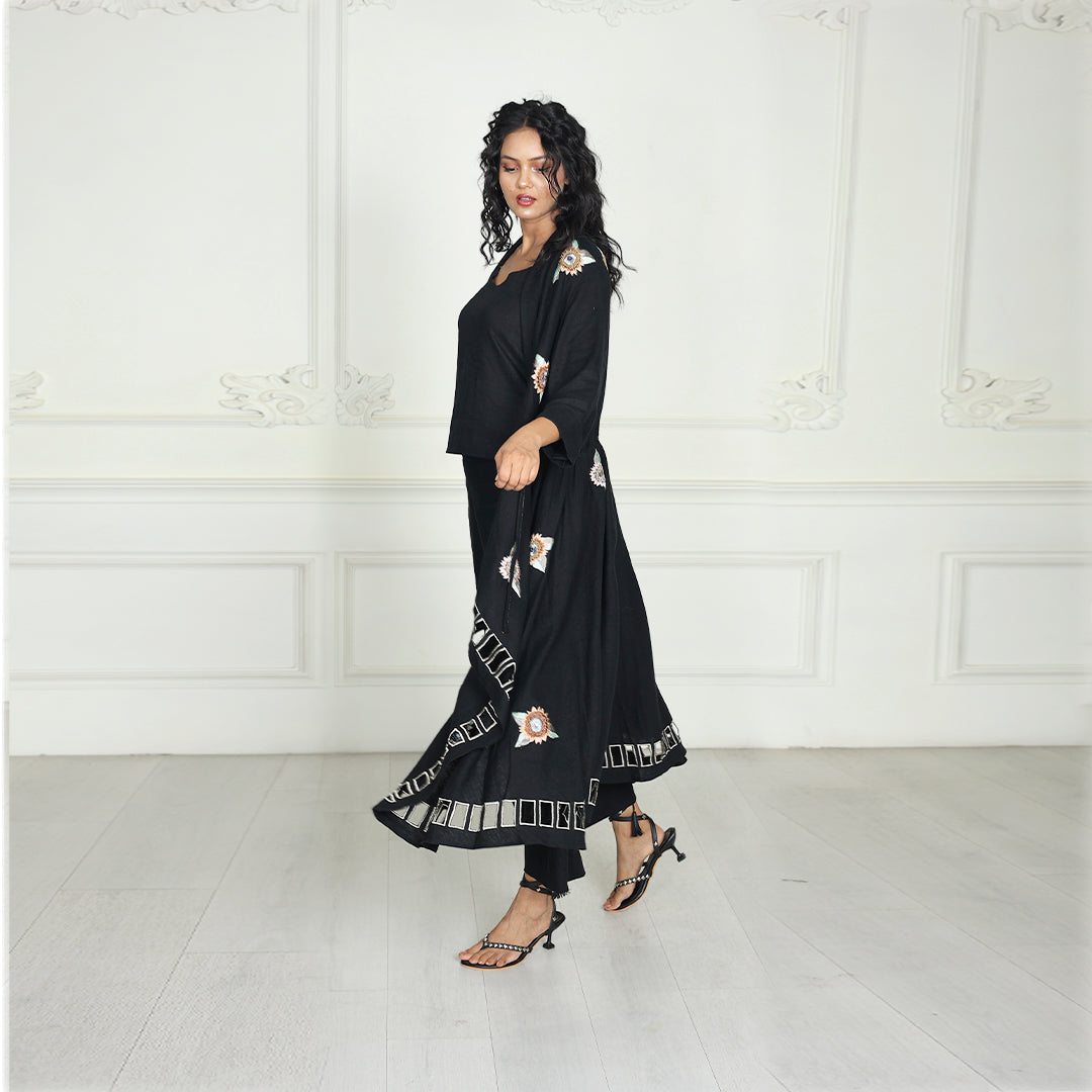 Luxe Nera Bellezza Hand-Embroidered Linen Co-Ord Set