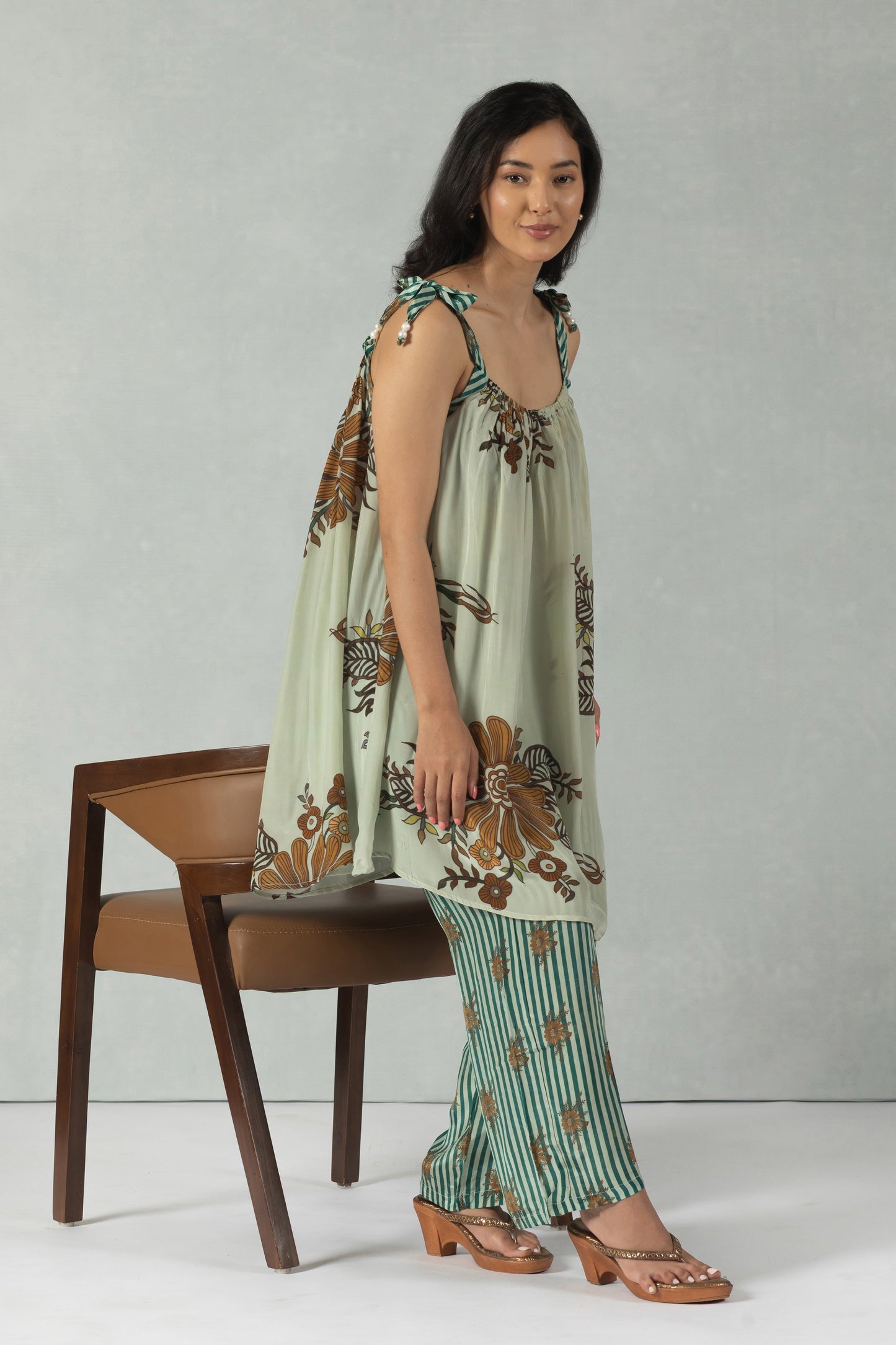Green Sleeveless Flowy Crepe Co-Ord Set