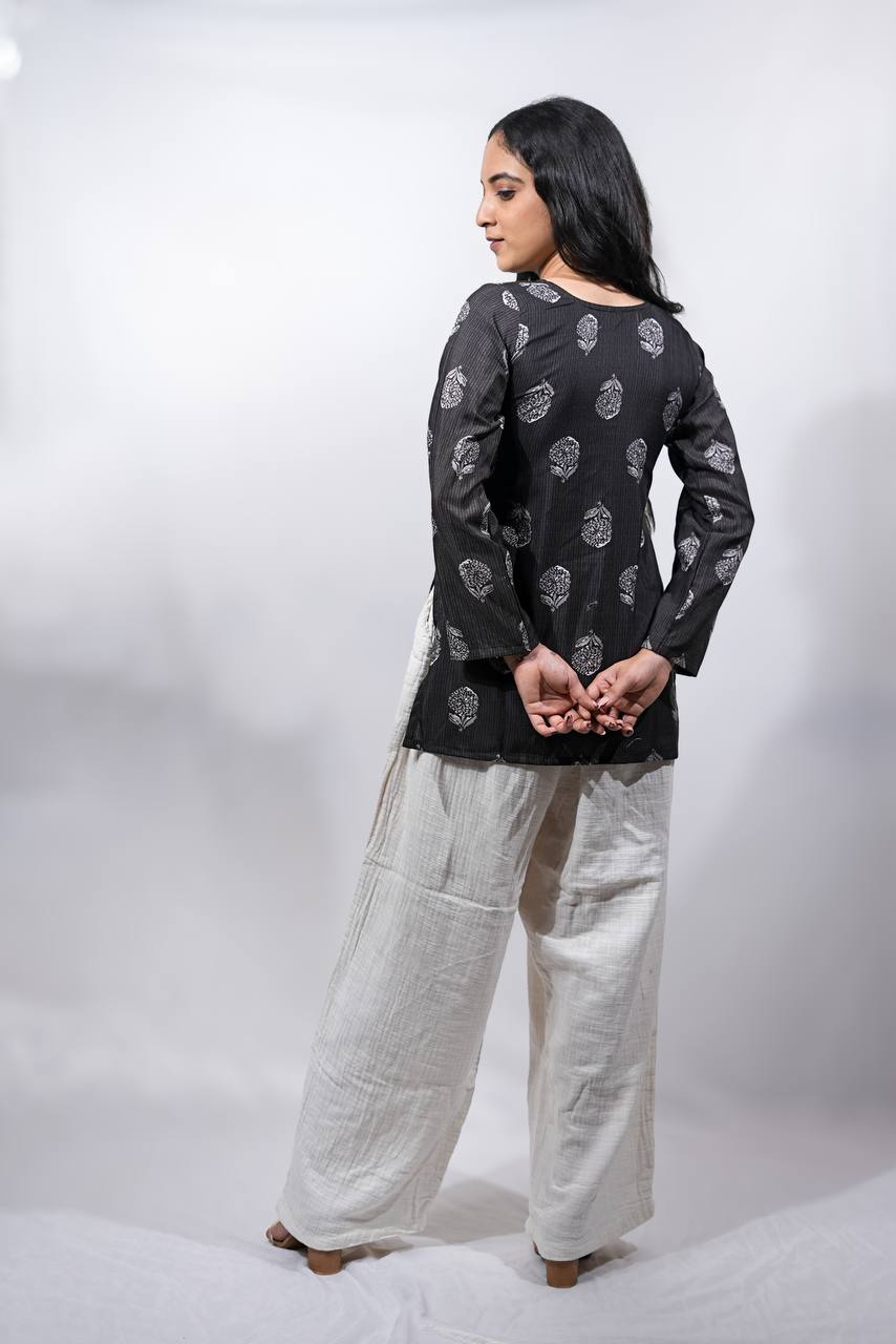 AMIEE BLACK BLOSSOM FULL SLEEVED KURTI