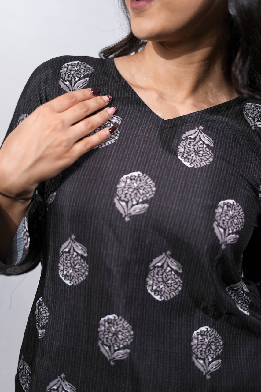 AMIEE BLACK BLOSSOM FULL SLEEVED KURTI