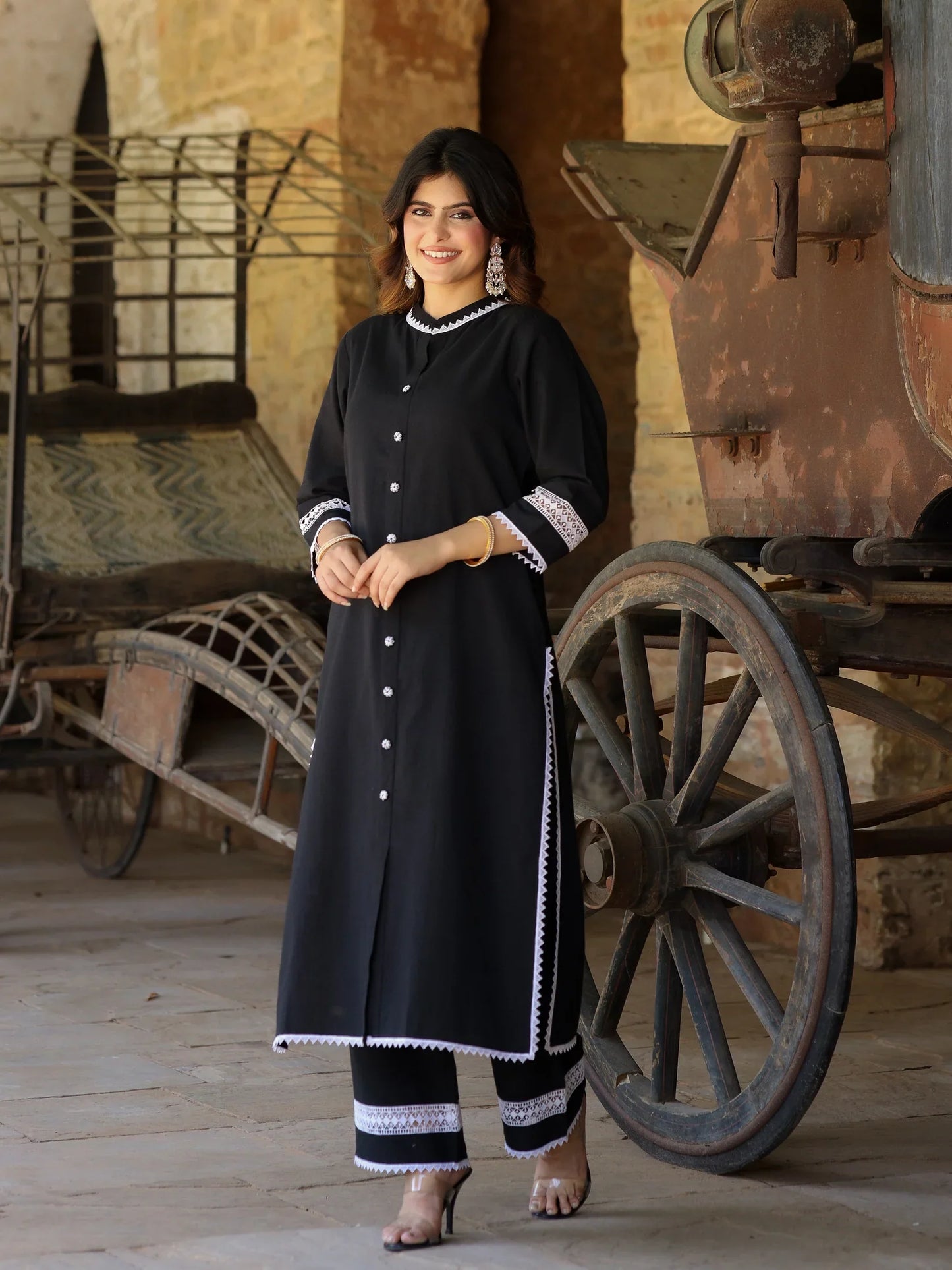 Lace Harmony Kurta Set