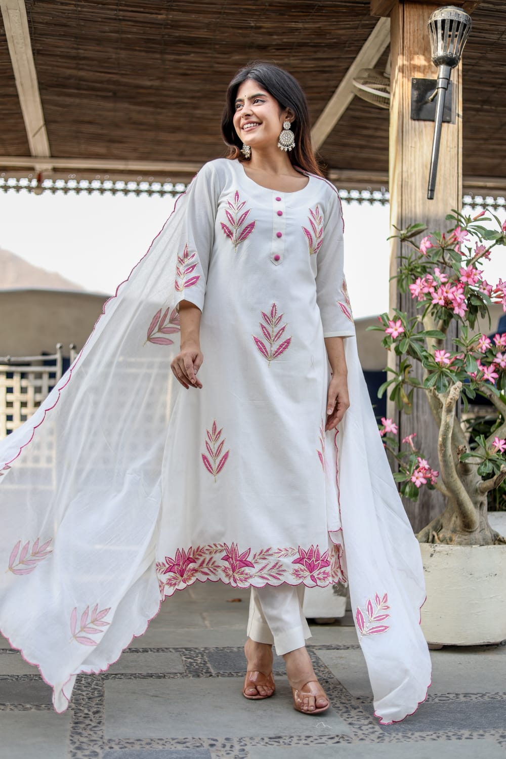 Hand-Embroidered Cotton Flax A-Line 3-Piece Kurta Set – Timeless Artistry & Everyday Luxury