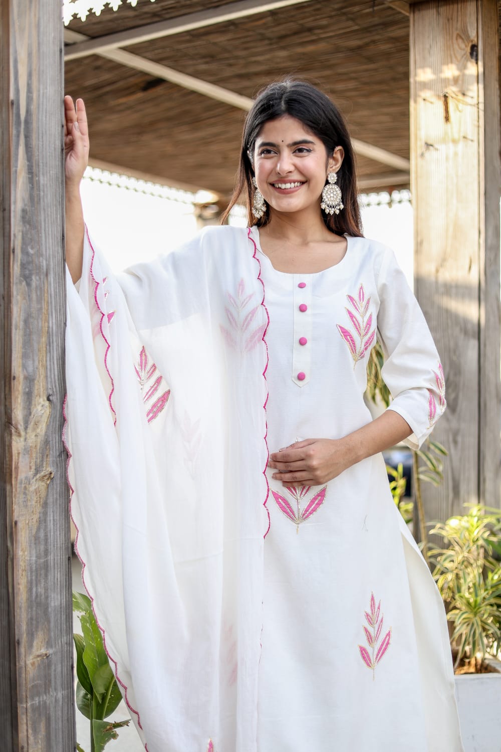 Hand-Embroidered Cotton Flax A-Line 3-Piece Kurta Set – Timeless Artistry & Everyday Luxury
