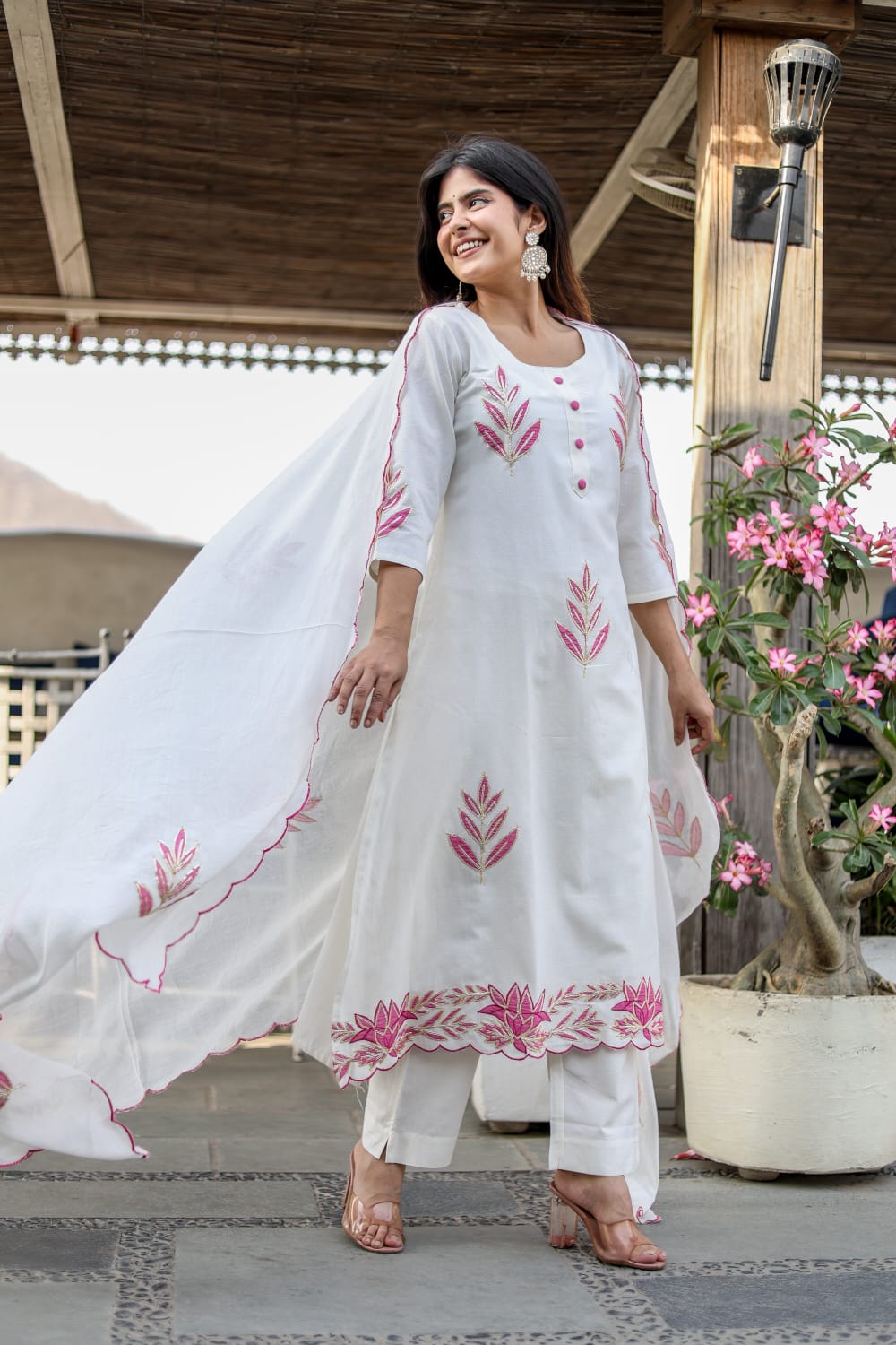 Hand-Embroidered Cotton Flax A-Line 3-Piece Kurta Set – Timeless Artistry & Everyday Luxury