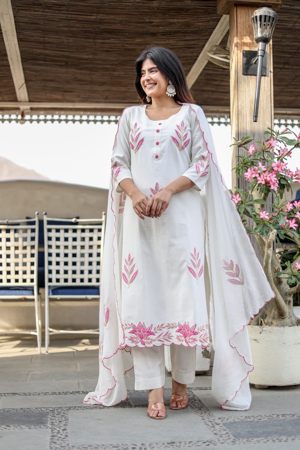 Hand-Embroidered Cotton Flax A-Line 3-Piece Kurta Set – Timeless Artistry & Everyday Luxury