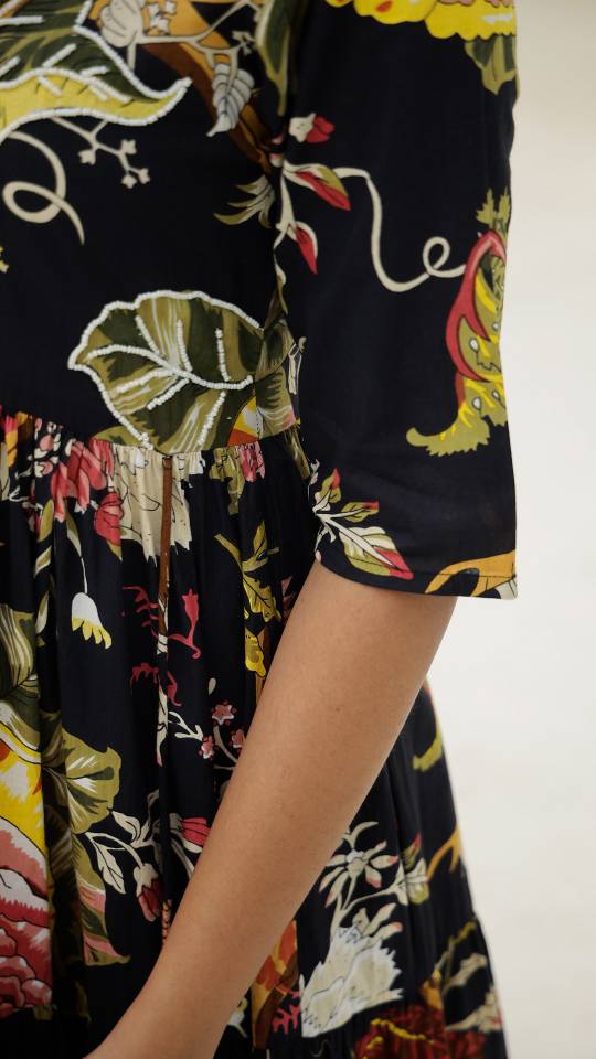 Black Botanical Floral Maxi Dress with Vintage Charm