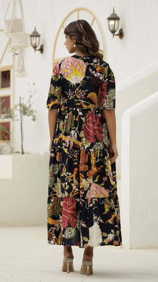 Black Botanical Floral Maxi Dress with Vintage Charm