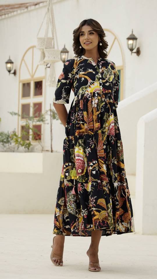 Black Botanical Floral Maxi Dress with Vintage Charm