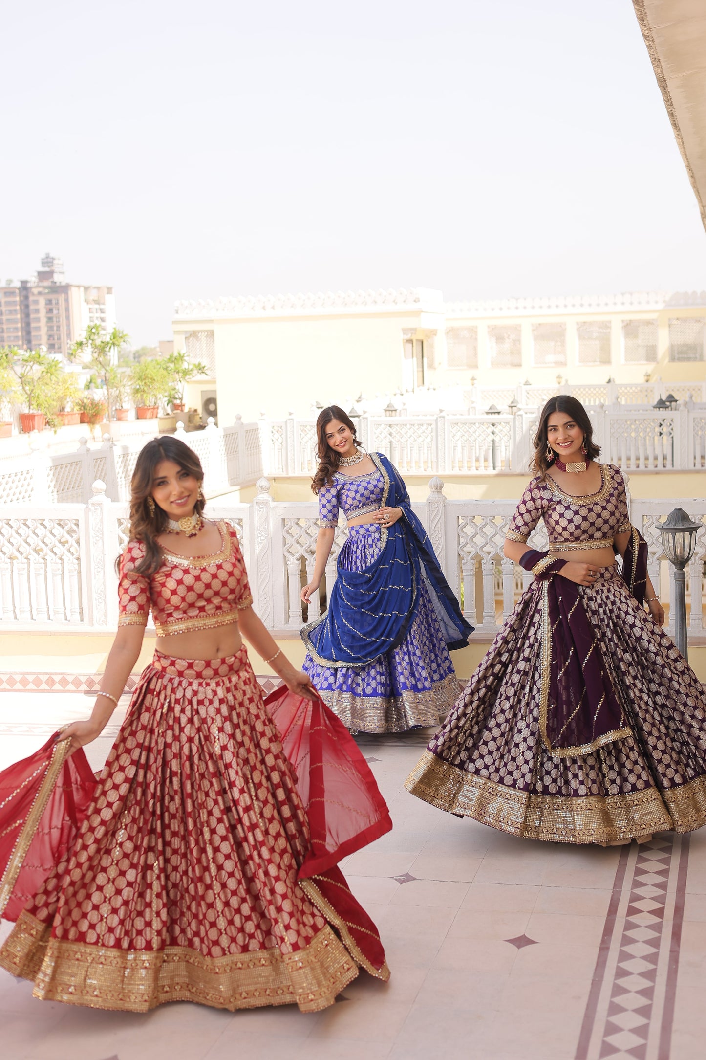This Attractive Party Wear Silk Lehenga choli has a Regular-fit and is Made From High-Grade Fabrics And Yarn