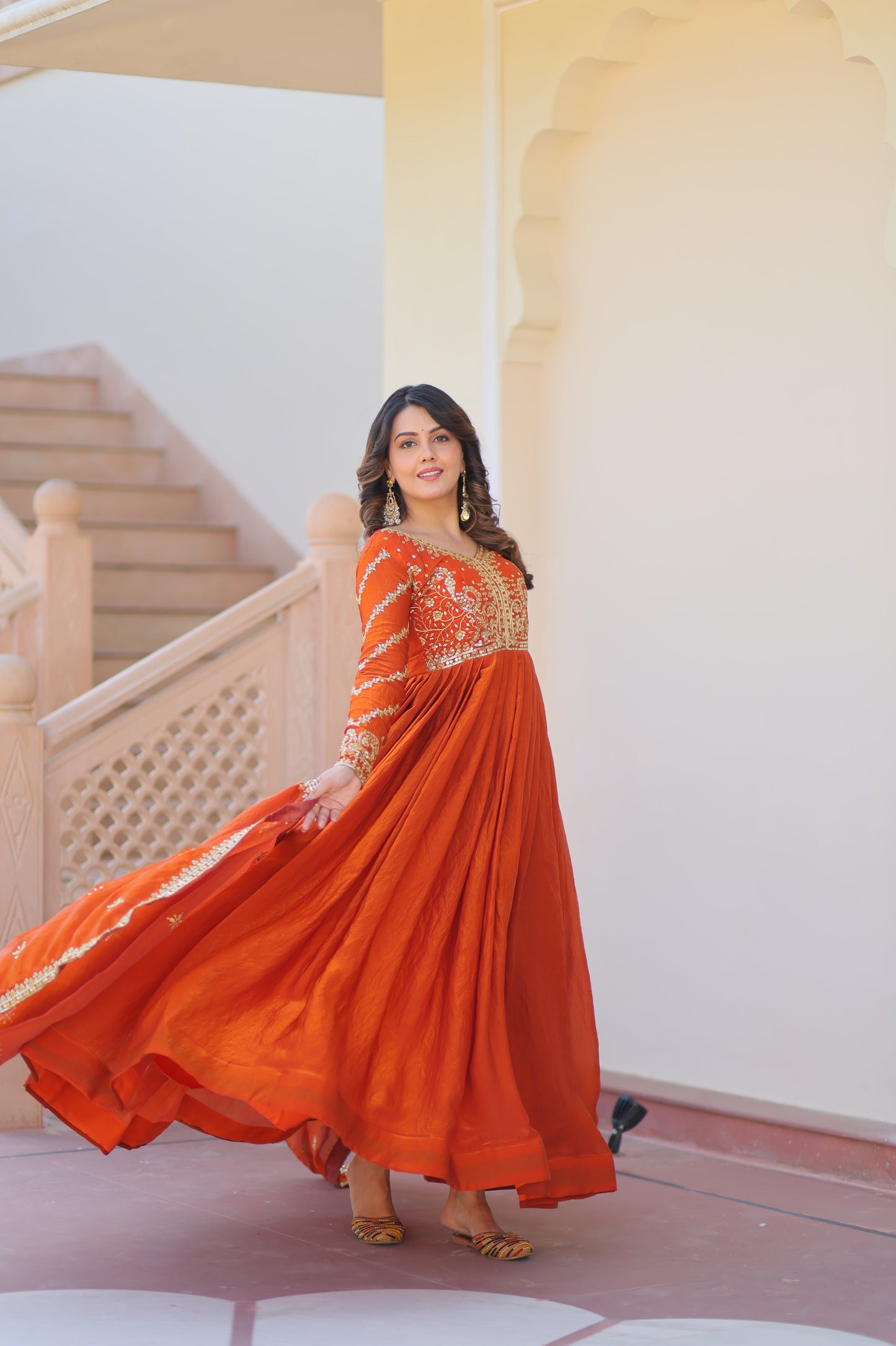 💗 Fendy Fabric gown with Sequins-Multi Embroidered Work Dupatta, it Designed to Smoothly Fitted all body types, gowns for women combine the best parts of Indian Ethnic & Party wear into stunning ensemble. 💝🤳 GOWN-DUPATTA COLLECTIONS 2025💃