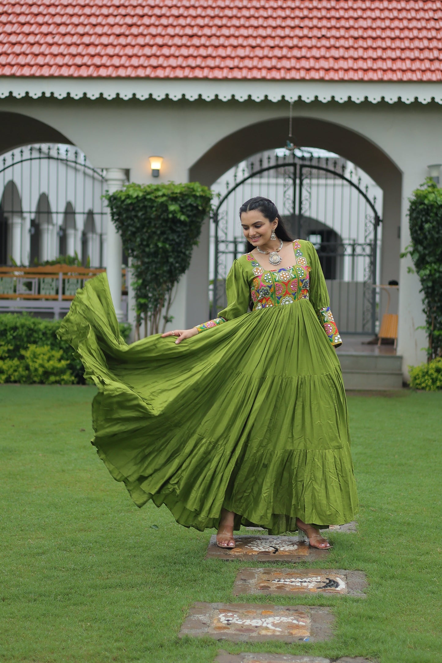 ๐๐ป NAVRATRI COLLECTIONS-2025 ๐คณ #Gownlove๐ #Navratri2025