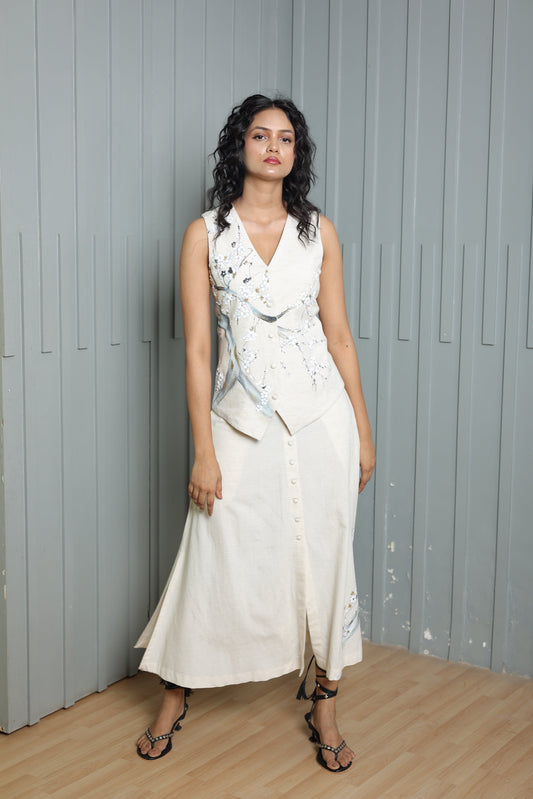 Luxe Amore Bloom Hand-Painted & Embroidered Linen Set