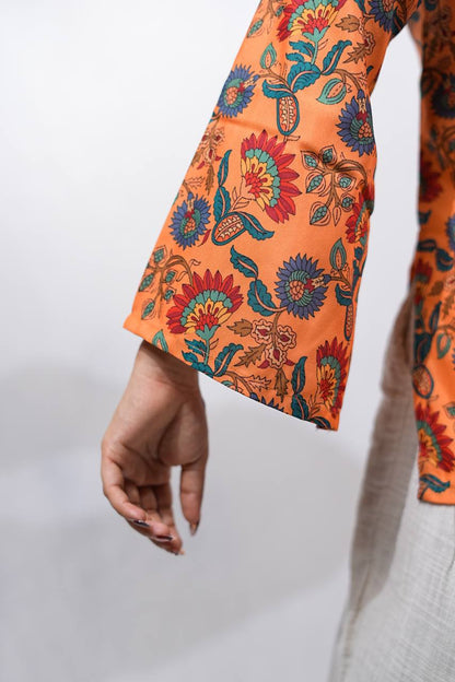 AANIA DEEP BACK SLEEVED KURTI