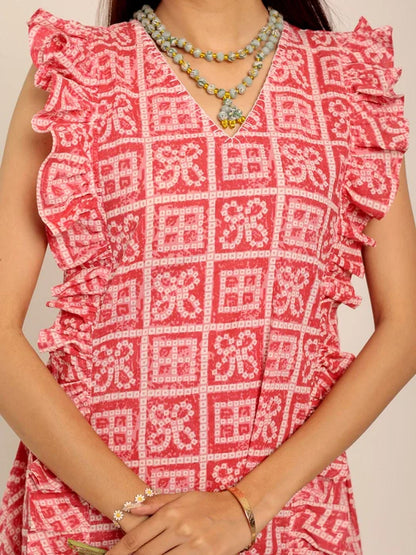 Red Daisy – Short