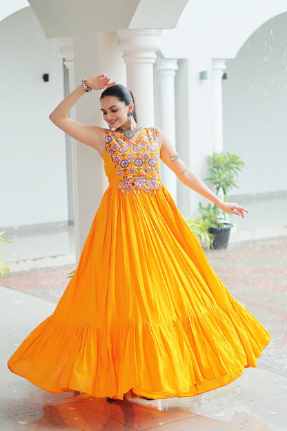 💃🏻 NAVRATRI COLLECTIONS-2025 🤳  #Gownlove💕 #Navratri2025