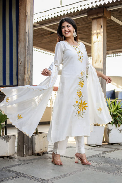 Hand-Embroidered Cotton Flax A-Line 3-Piece Kurta Set – Timeless Artistry & Everyday Luxury