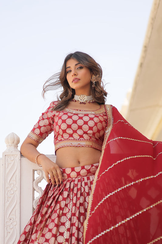 This Attractive Party Wear Silk Lehenga choli has a Regular-fit and is Made From High-Grade Fabrics And Yarn