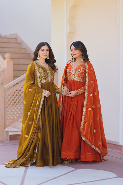 💗 Fendy Fabric gown with Sequins-Multi Embroidered Work Dupatta, it Designed to Smoothly Fitted all body types, gowns for women combine the best parts of  Indian Ethnic & Party wear into  stunning ensemble. 💝🤳 GOWN-DUPATTA COLLECTIONS 2025💃