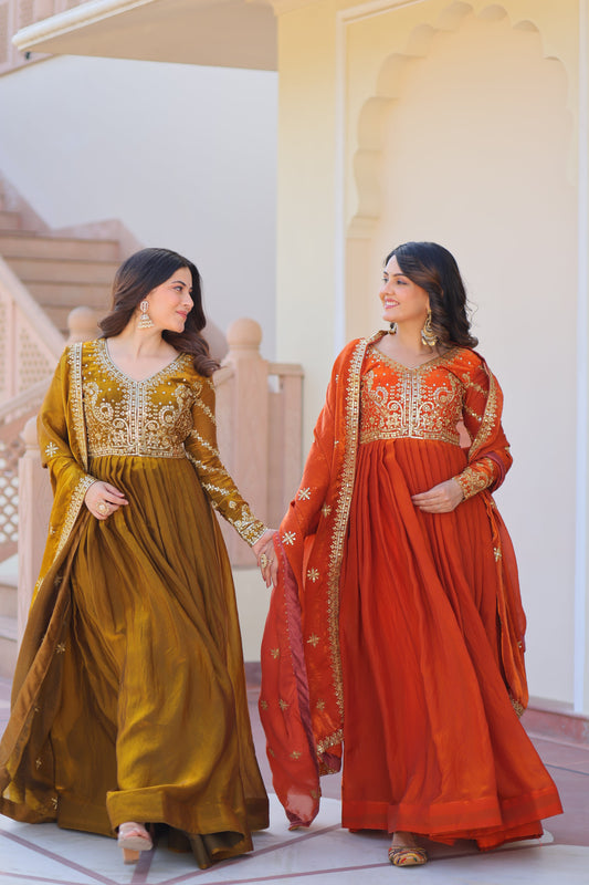 💗 Fendy Fabric gown with Sequins-Multi Embroidered Work Dupatta, it Designed to Smoothly Fitted all body types, gowns for women combine the best parts of  Indian Ethnic & Party wear into  stunning ensemble. 💝🤳 GOWN-DUPATTA COLLECTIONS 2025💃