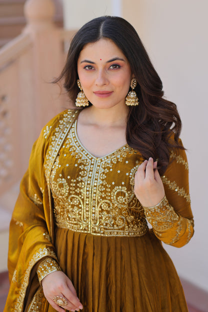 💗 Fendy Fabric gown with Sequins-Multi Embroidered Work Dupatta, it Designed to Smoothly Fitted all body types, gowns for women combine the best parts of  Indian Ethnic & Party wear into  stunning ensemble. 💝🤳 GOWN-DUPATTA COLLECTIONS 2025💃