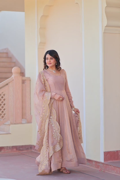 🤳🏻 PREMIUM READYMADE GOWN-DUPATTA COLLECTIONS 2025 💃🏻  💗 Fendy Chiffon gown with Sequins-Multi Embroidered Work Dupatta, it Designed to flatter all body types, gowns for women combine the best parts of western and Indian wear into one stunning ensemble. 💝