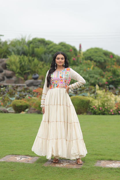 💃🏻 Navratri Collections-2025 🤳  #Navratricollections  #Navratri2025 #gownlove
