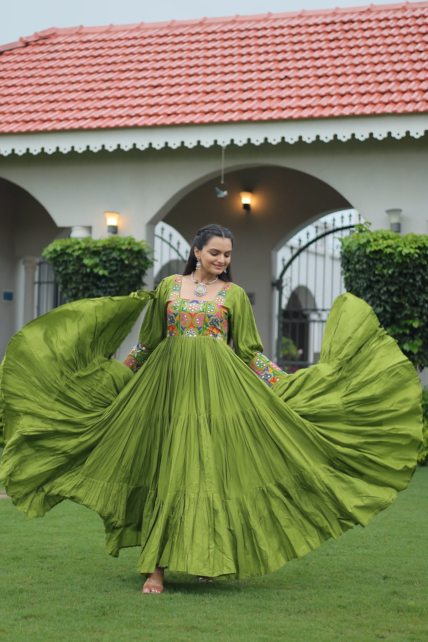 💃🏻 NAVRATRI COLLECTIONS-2025 🤳  #Gownlove💕 #Navratri2025