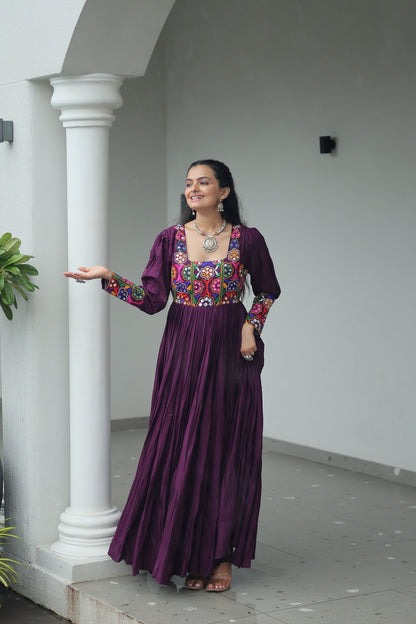💃🏻 NAVRATRI COLLECTIONS-2025 🤳  #Gownlove💕 #Navratri2025