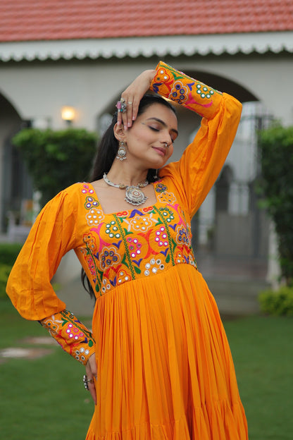 💃🏻 NAVRATRI COLLECTIONS-2025 🤳  #Gownlove💕 #Navratri2025
