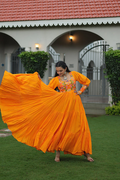 💃🏻 NAVRATRI COLLECTIONS-2025 🤳  #Gownlove💕 #Navratri2025