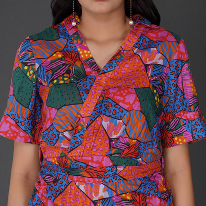 Vibrant Abstract Dress with Gathered Slim Fit Details